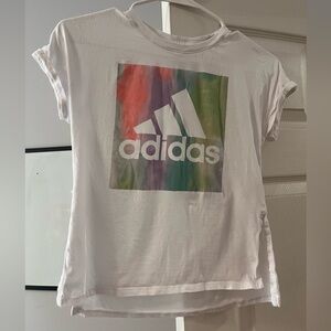 Adidas Girls T Shirt with Cuffed Sleeves and Split Side Seam Size Large